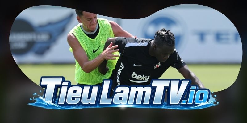 Besiktas JK vs Hradec Kralove giằng co ở trục trung tâm
